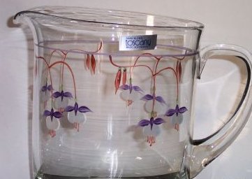 F13-a.Toscany pitcher with handpainted fuchsias 20kB.jpg (19876 bytes)