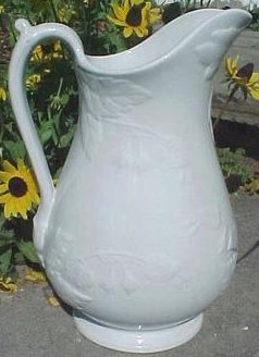 F4-a.Fuchsia white ironstone staffordchire pitcher 18kB.jpg (18153 bytes)