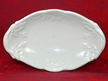 H86-White Ironstone george Jones relish dish.jpg (16837 bytes)