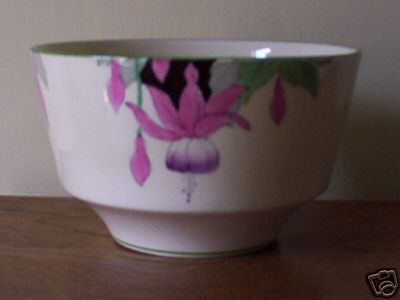 J28-Burleigh fuchsia sugar bowl 13kB.jpg (12548 bytes)