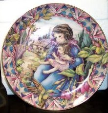 G17-a.Jody Bergsma Mother's Day Plate fuchsias 20kB.jpg (19860 bytes)