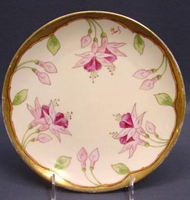 G4-Limoges fuchsia plate 17kB.jpg (17820 bytes)