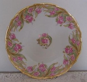 G4a- was B48-Elite Limoges fuchsia plate 18kB.jpg (17898 bytes)