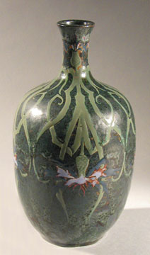 J21- Signed Robalbhen Vase 'Fuchsias' made in France about 1900 17kB.jpg (17058 bytes)