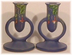 J22-Candlesticks 1133-5 blue 17kB.jpg (16422 bytes)