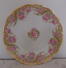 B48-a.Elite Limoges fuchsia plate 18kB.jpg (18501 bytes)