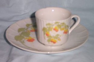 C103-Cup&dish with yellow and orange fuchsias 9kB.jpg (8724 bytes)